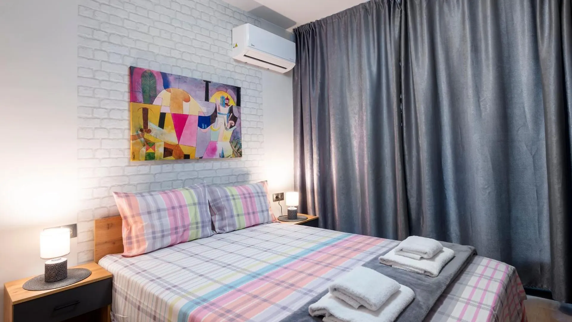 Best Guest 2 Apartments Plovdiv 0*,