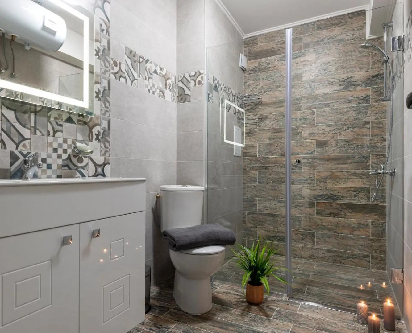 Best Guest 2 Apartments Plovdiv 0*,